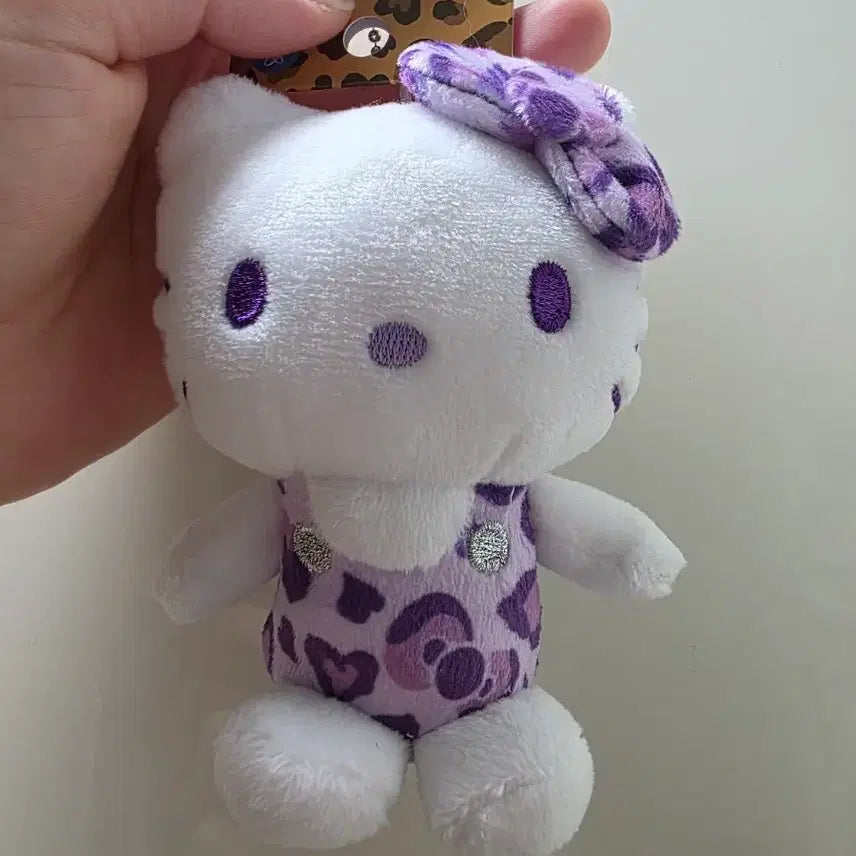 [BUNJANG] Hello Kitty Purple Leopard Print Doll Keychain / 헬로키티 보라색 호피 인형 키링