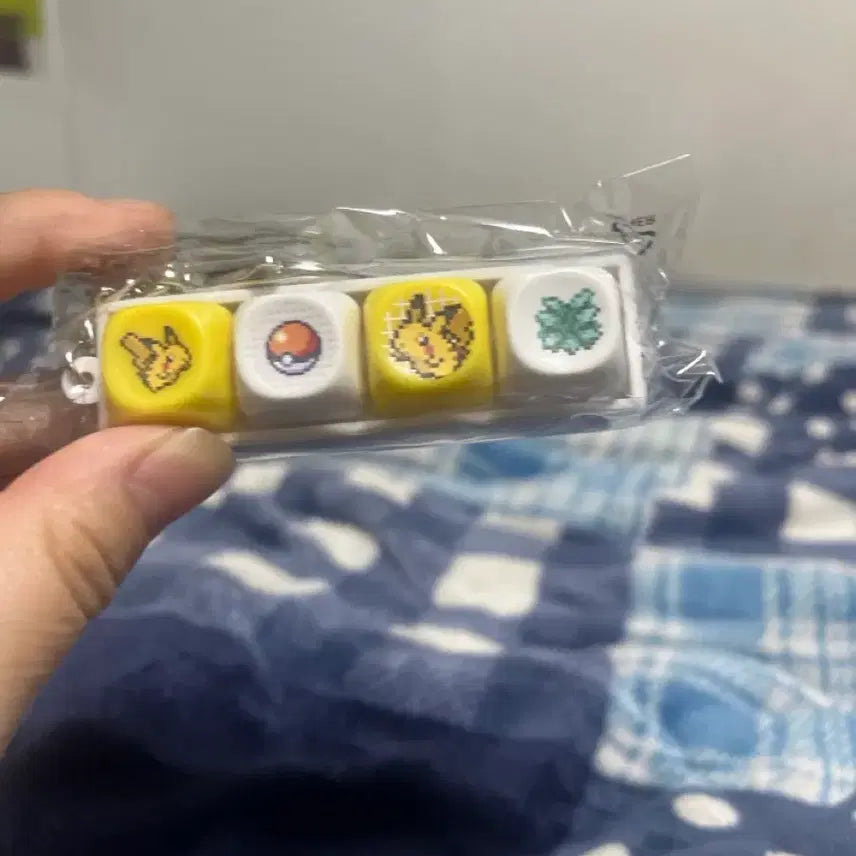 [BUNJANG] Olive Young Pokemon Pixel Cube Keyring Set / 올리브영 포켓몬 픽셀 큐브 키링 세트 새상품
