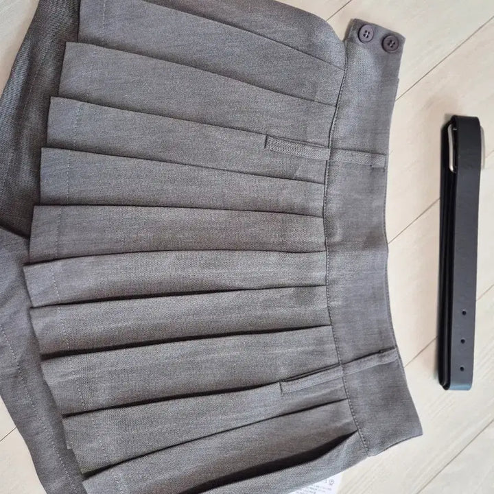 [BUNJANG] Unisex Mini Skirt with Belt / 새상품 미니스커트 벨트포함 판매