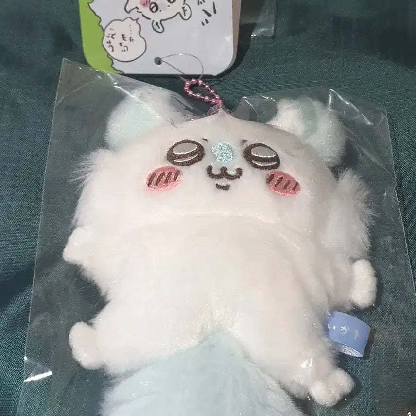 [BUNJANG] Chiikawa Momo Mouse Mascot Keychain / 치이카와 날몽가 복숭아 나는 모몽가 마스코트 키링