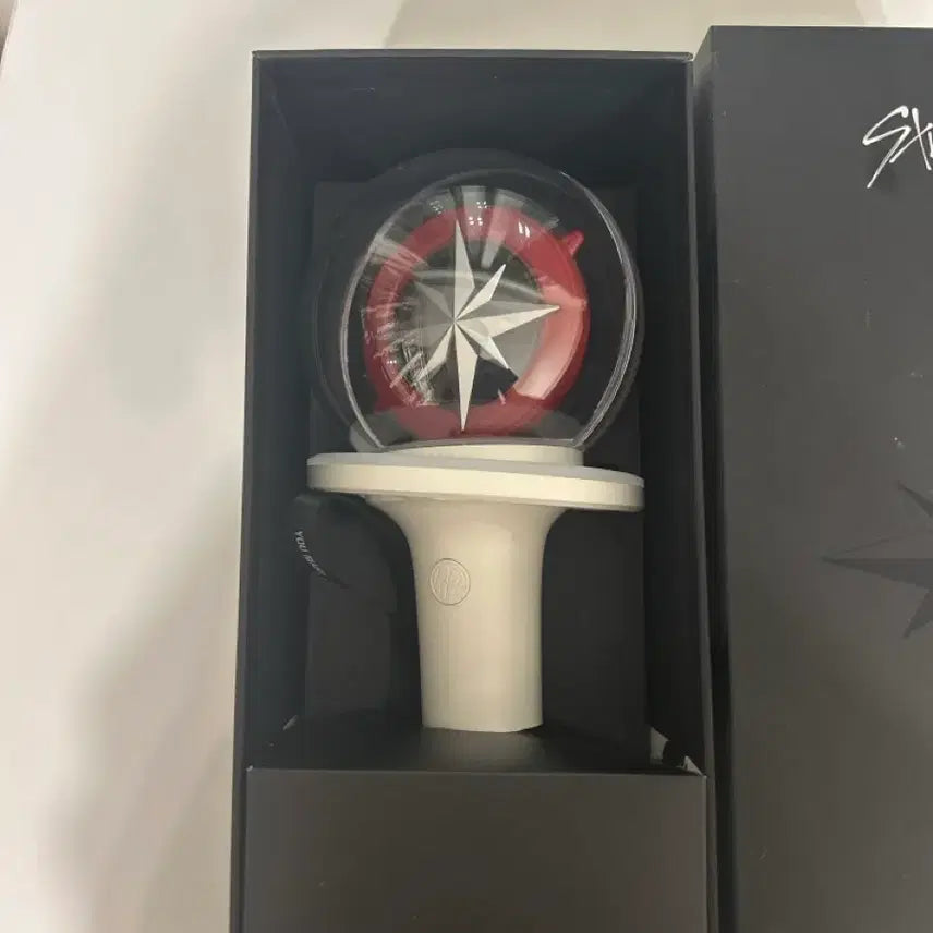 [BUNJANG] Stray Kids Official Lightstick Ver.2 / 스트레이키즈 공식 응원봉 Ver.2