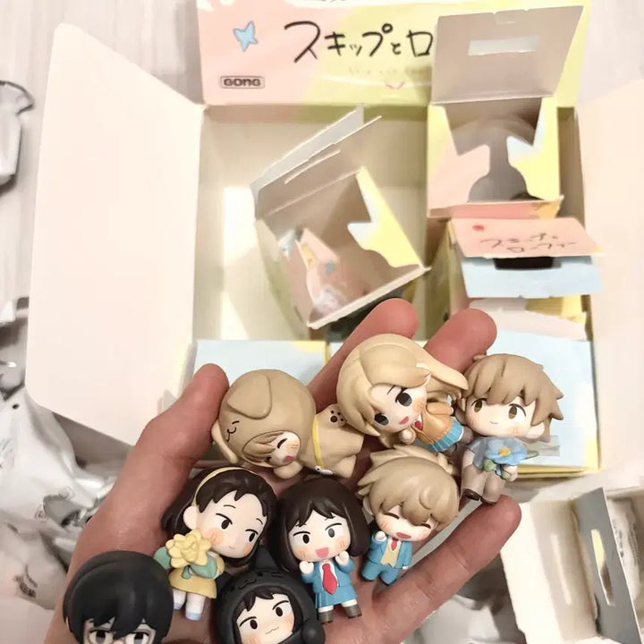 [BUNJANG] Pop Mart SKYPEOPL LOOFER Mini Figures Bundle Set (New) / 팝마트 피규어 스킵과로퍼 미니 피규어 일괄로 팔아요 새상품