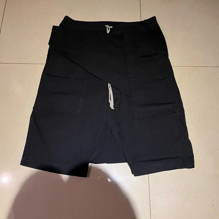 [BUNJANG] Rick Owens Mainline Memphis Pod Shorts / 릭오웬스 메인라인 멤피스 팟 숏츠