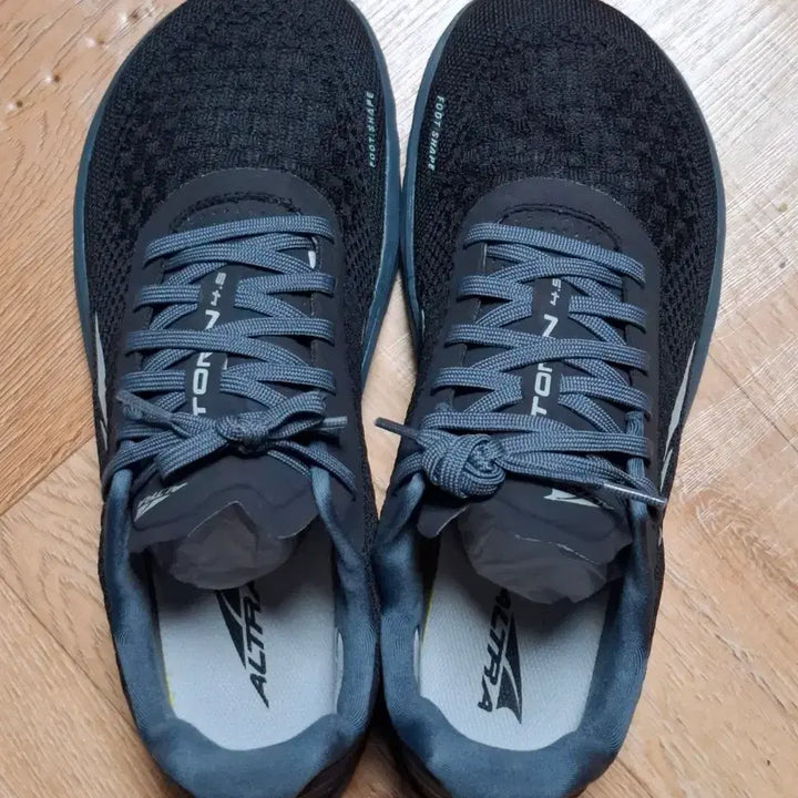 [BUNJANG] Altra Torin 4.5 Running Shoes US10 (280) / 알트라 토린 4.5 런닝화 US10 280