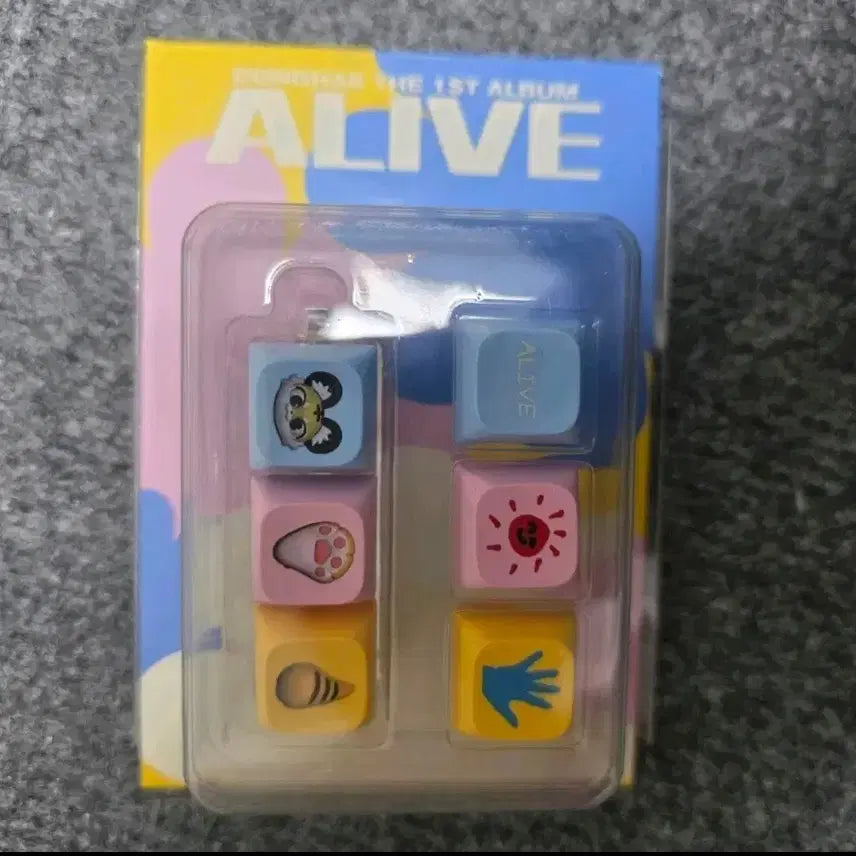 [BUNJANG] Super Junior Donghae ALIVE Keycap Album (Unsealed/Photocard Excluded) / 슈퍼주니어 동해 ALIVE 키캡 앨범(개봉/포카X)