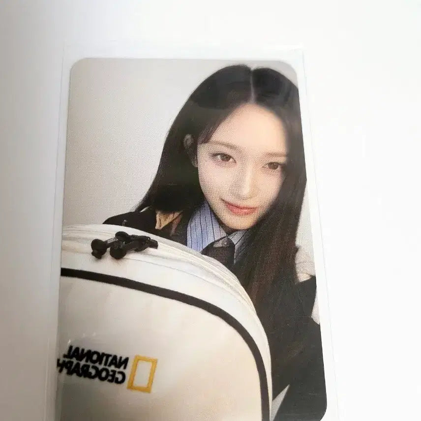 [BUNJANG] National Geographic IVE Leeseo Photocard / 내셔널지오그래픽 아이브 이서 포토카트