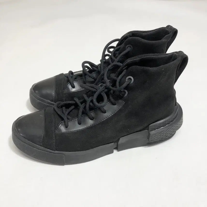 [BUNJANG] Converse High Top Sneakers Size 240 / 컨버스 하이 스니커즈 240