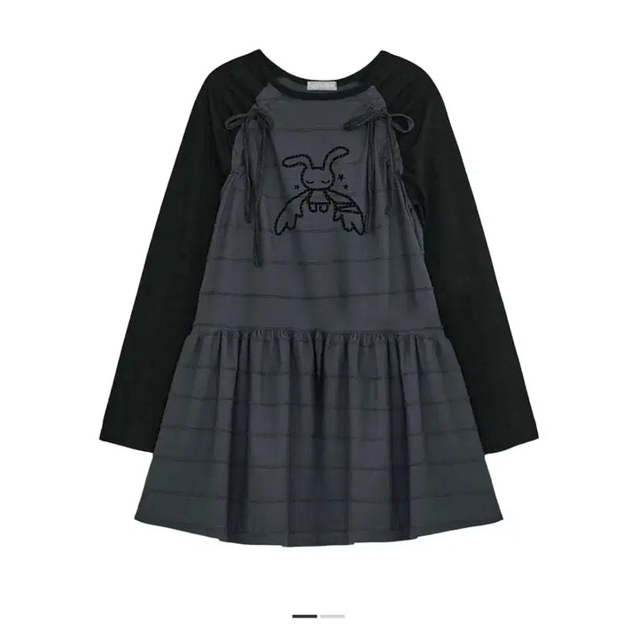 [BUNJANG] Hug Your Skin Angel Patch Raglan Dress Black Charcoal / 허그유어스킨 엔젤 패치 래글런 원피스 블랙차콜