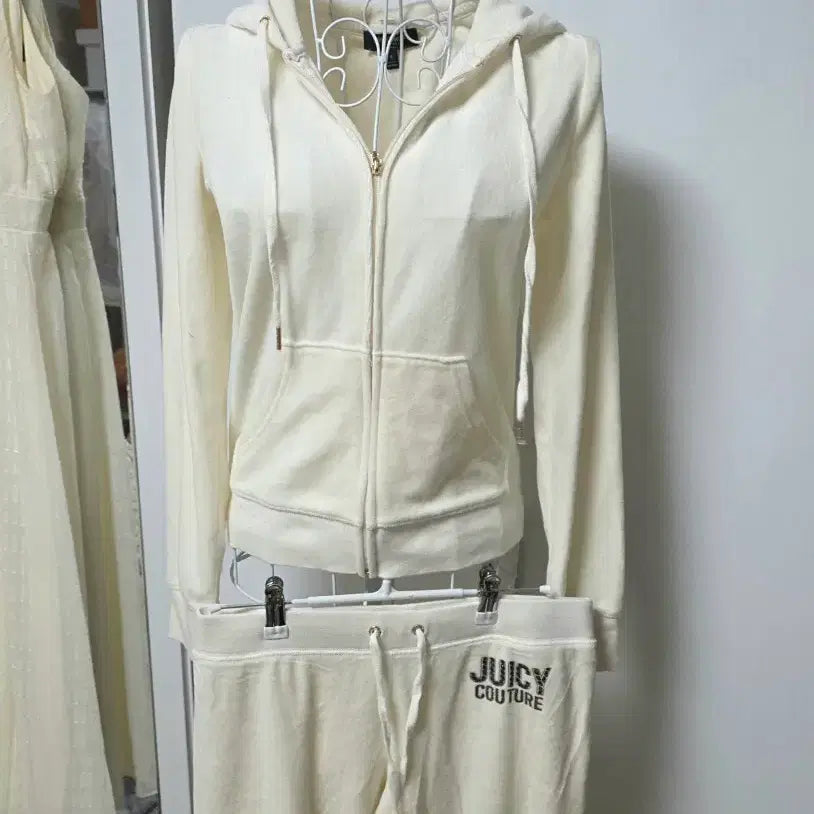 [BUNJANG] Juicy Couture Velour Tracksuit Set / juicy couture velour 벨루어 상하세트