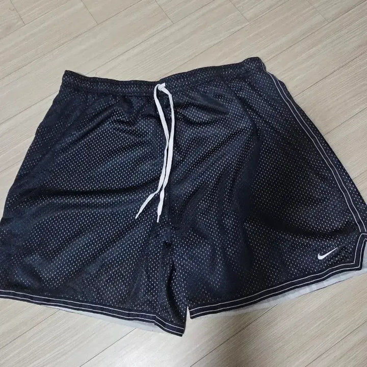 [BUNJANG] Nike Black Mesh Shorts / 나이키 블랙 메쉬 반바지
