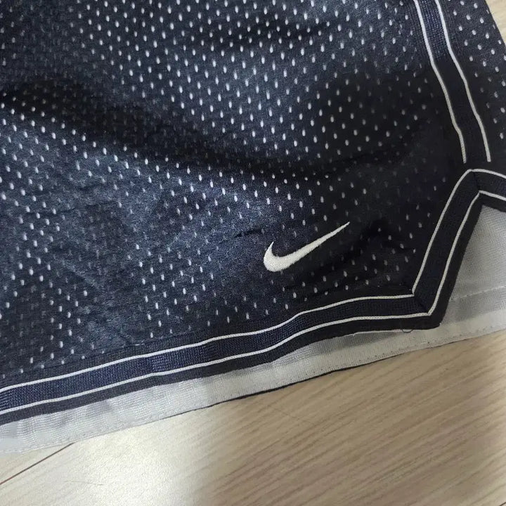 [BUNJANG] Nike Black Mesh Shorts / 나이키 블랙 메쉬 반바지