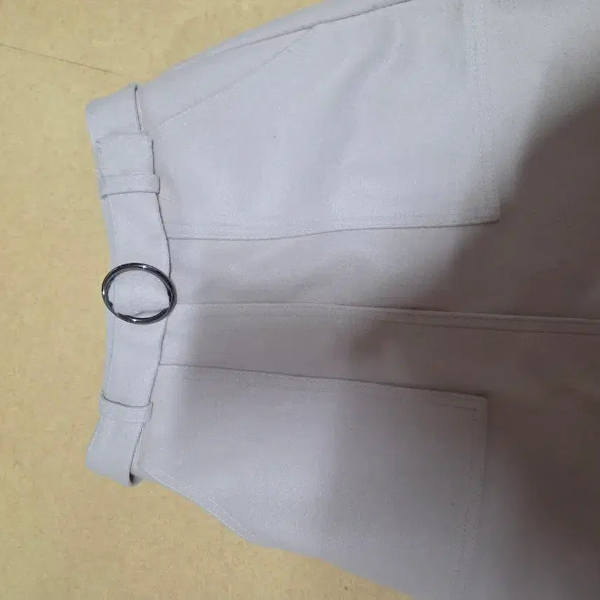 [BUNJANG] Belted Mini Skirt - Ivory / 새제품)벨트 미니 스커트 고무줄 아이보리