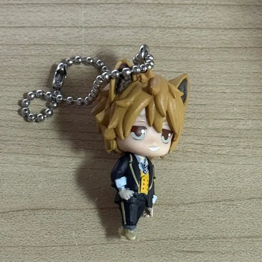 [BUNJANG] Twisted Wonderland Ragi Swing Mascot Keychain / 트위스테 라기 스윙마스코트 키링