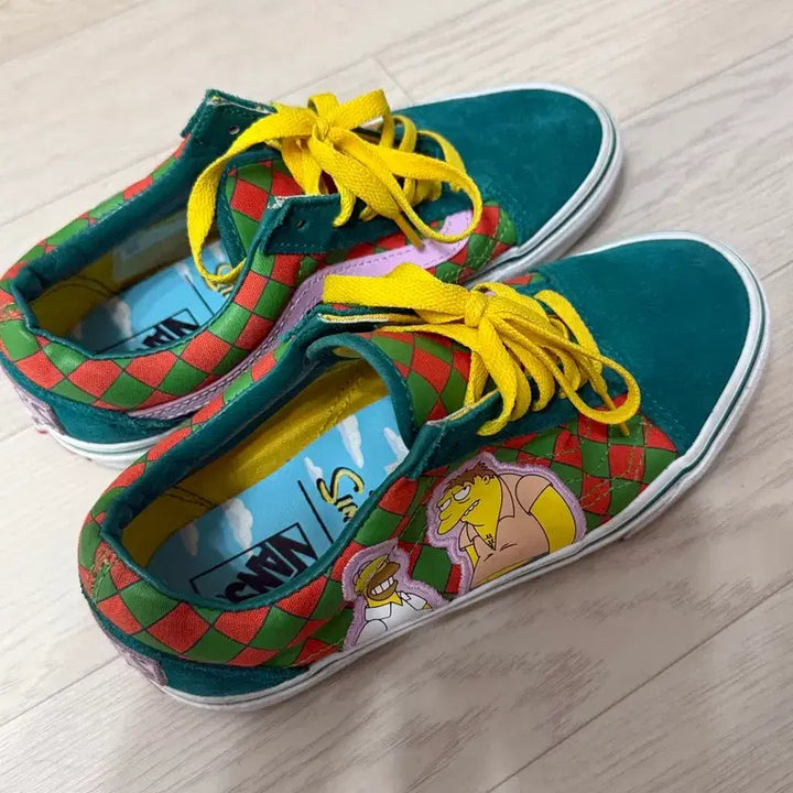 [BUNJANG] Vans Simpsons Family Collaboration Old Skool Sneakers / Vans 심슨 가족 콜라보 올드스쿨 스니커즈