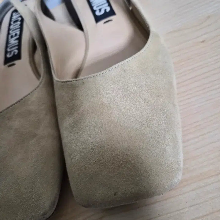 [BUNJANG] Jacquemus Praia Slingback Mules Sandals (Size 38 / 240) / 자크뮈스 38 240 슬링백 샌들 뮬 슈즈-704