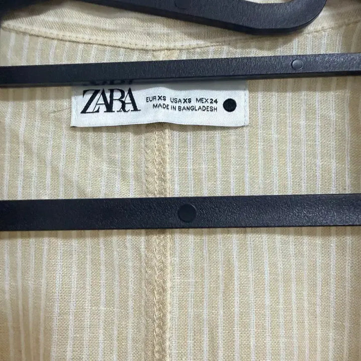 [BUNJANG] ZARA Beige Striped Shirt XS / ZARA 베이지 스트라이프 셔츠 XS