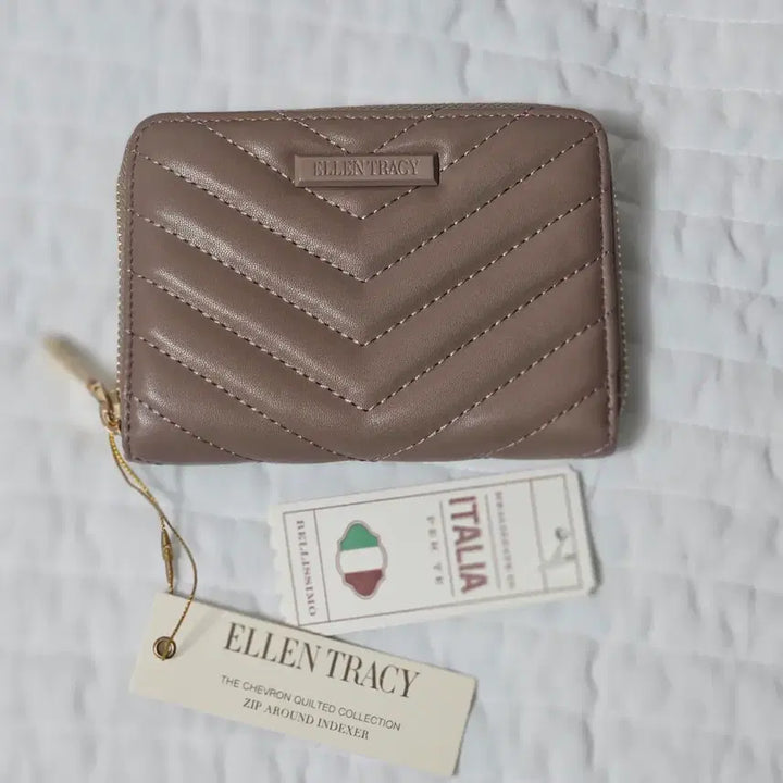 [BUNJANG] Ellen Tracy Quilted Zip Around Bifold Wallet / [미사용 새상품/정가9.2만] 엘렌 트레이시 반지갑