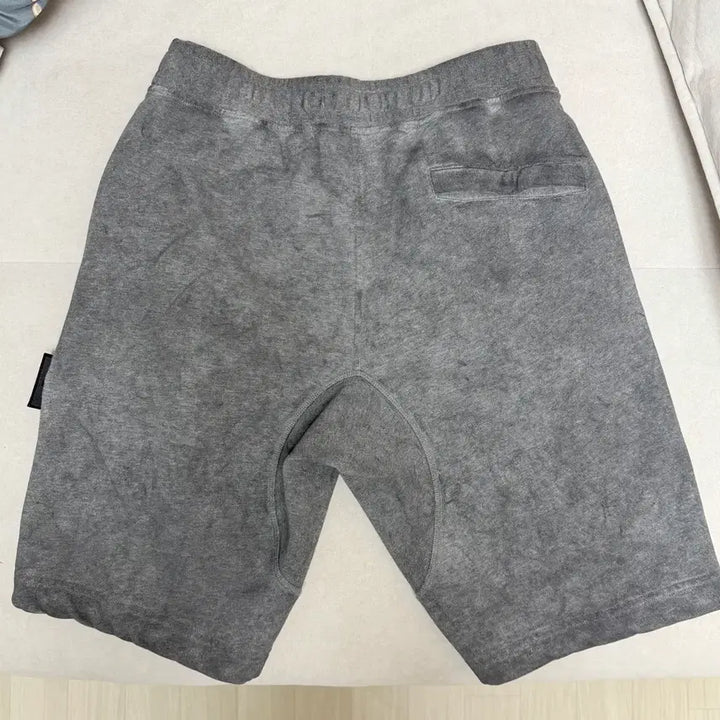[BUNJANG] Stone Island Grey Shorts / 스톤아일랜드 그레이 반바지