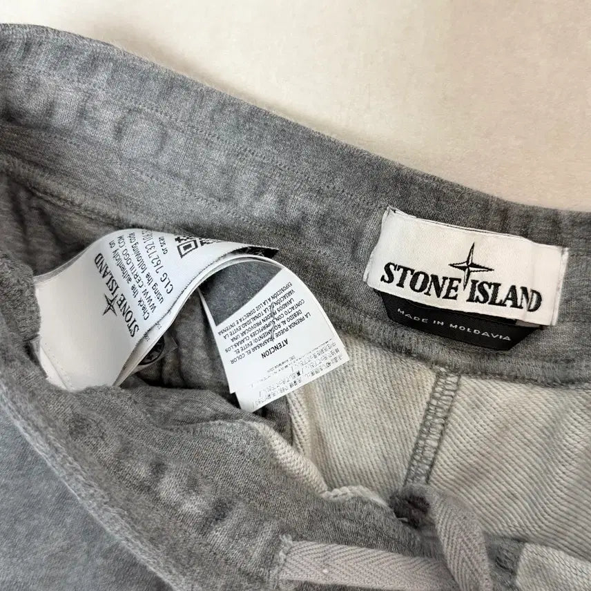 [BUNJANG] Stone Island Grey Shorts / 스톤아일랜드 그레이 반바지