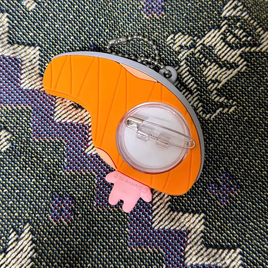 [BUNJANG] Sanrio Kirimichan Face Badge Keychain / 산리오 키리미짱 키링 벳지