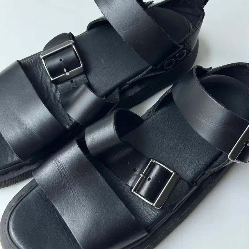 [BUNJANG] Dr. Martens Gryphon Black Sandals UK 6 / [UK6/250] 닥터마틴 그리폰 블랙 샌들 (상태 최상)