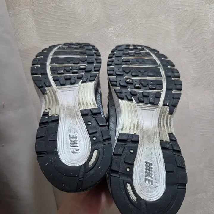 [BUNJANG] Nike P-6000 Sneakers (235) / 나이키 p-6000 운동화 235