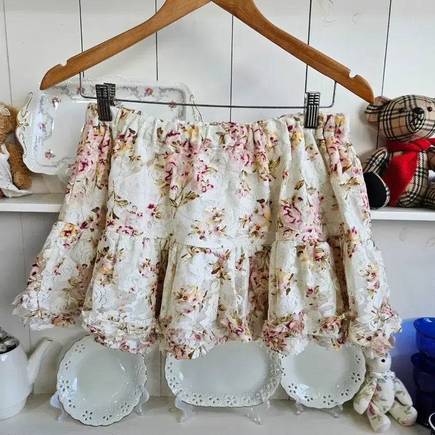 [BUNJANG] Finemotion Flower Lace Frill Skirt / 플라워 레이스 프릴 스커트