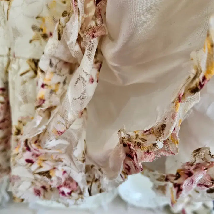 [BUNJANG] Finemotion Flower Lace Frill Skirt / 플라워 레이스 프릴 스커트