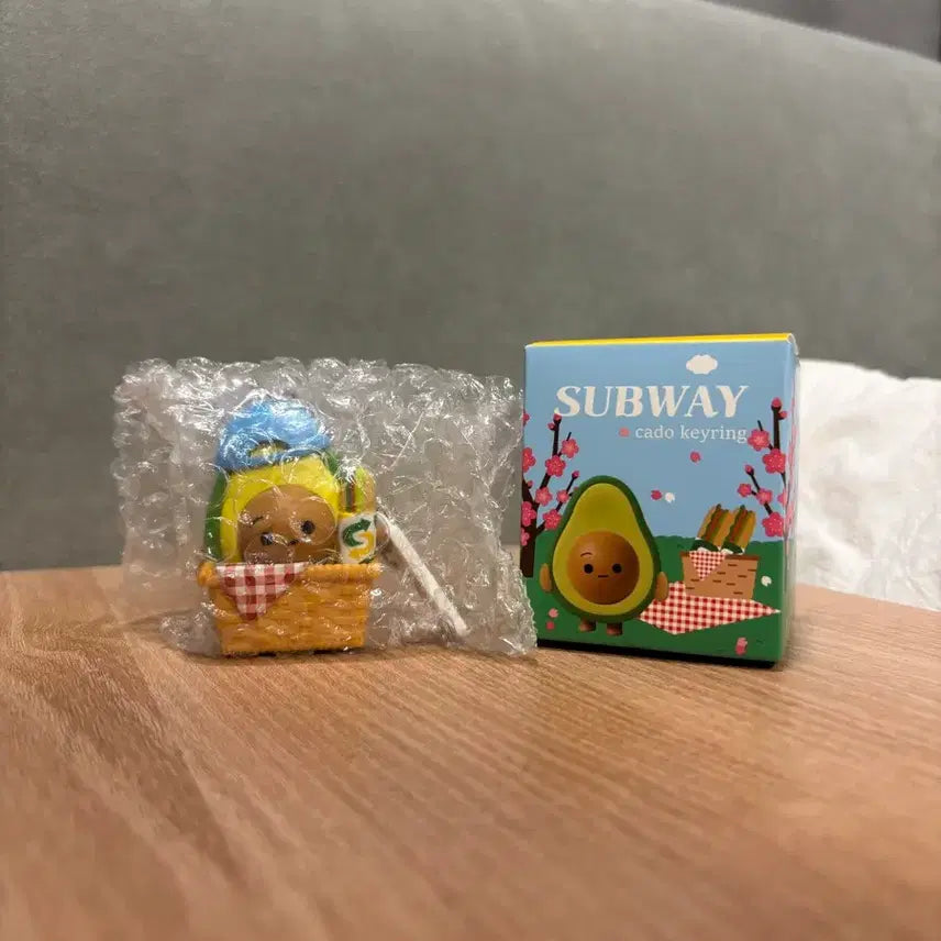 [BUNJANG] Subway Kado Kring Picnic Edition / 서브웨이 카도 키링 피크닉 에디션