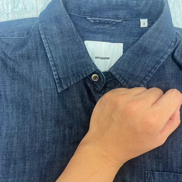 [BUNJANG] The Row Washed Denim Shirt Indigo Blue / 인더로우 워시드 데님셔츠 인디고 블루