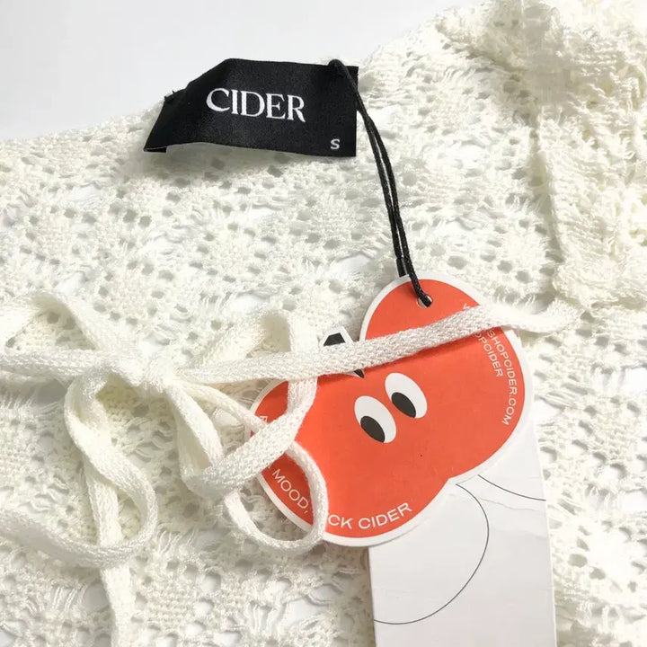 [BUNJANG] Cider Crochet Bolero Cardigan Beige / 씨더 크로셰 뜨개질 볼레로 가디건 베이지