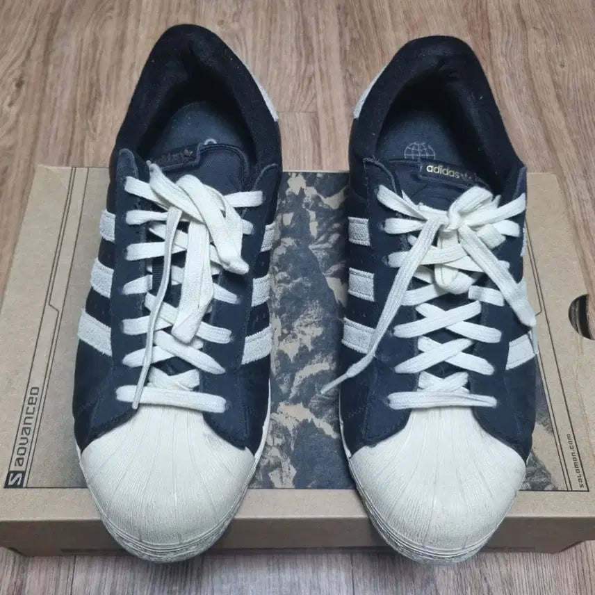 [BUNJANG] Adidas Superstar 82 Black White Shoes / 아디다스 슈퍼스타 82 블랙 화이트 265