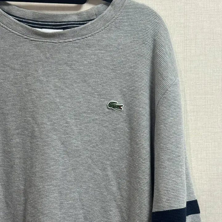 [BUNJANG] Lacoste Grey Striped Sweatshirt US M / 라코스테 그레이 스트라이프 맨투맨 US M