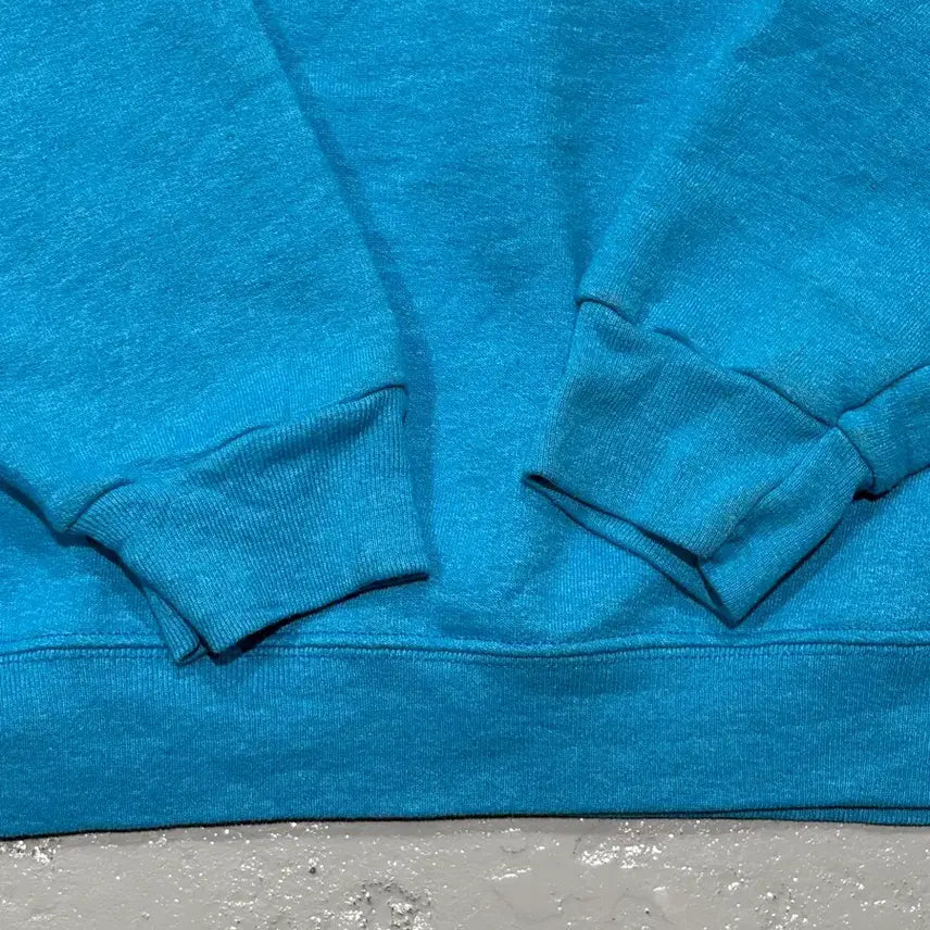 [BUNJANG] Vintage Hanes Mint Blue Sweatshirt XL / 빈티지 헤인즈(Hanes) 민트 블루 스웻셔츠