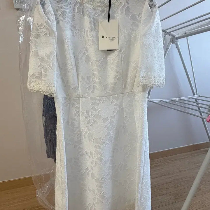 [BUNJANG] IT MICHAA Lace White Dress Size 55 / 잇미샤 레이스 화이트원피스 55 새상품