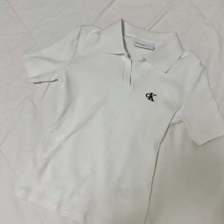 [BUNJANG] Calvin Klein Slim Fit Knit Sweater / 캘빈 클라인 슬림핏 니트