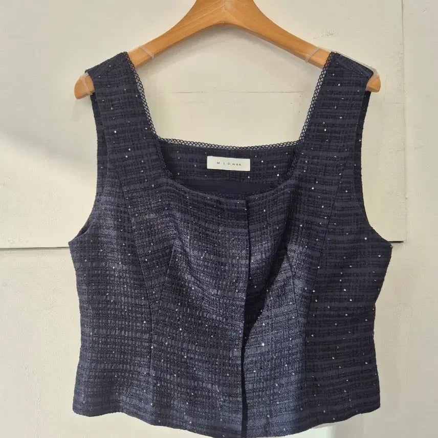 [BUNJANG] MICHAA 2024 Tweed Sleeveless Blouse Size 55 / 미샤 24년 트위드 슬리브리스 블라우스 55