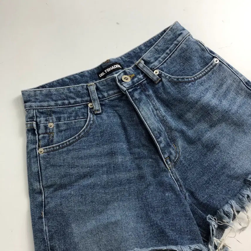 [BUNJANG] UGLYSHADOW Denim Shorts / UGLYSHADOW 데님 반바지 청반바지