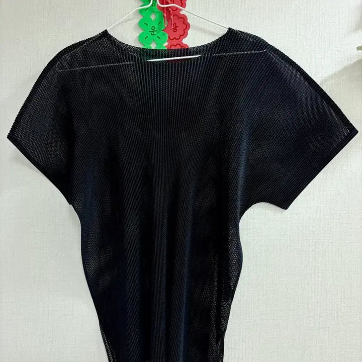 [BUNJANG] Pleats Please See-Through Crew Neck T-Shirt / 플리츠플리즈 시스루 크루 넥 티셔츠