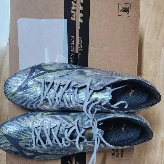 [BUNJANG] Mizuno Alpha 2 Elite AG Football Boots 285 / 미즈노 알파2 엘리트ag(285)