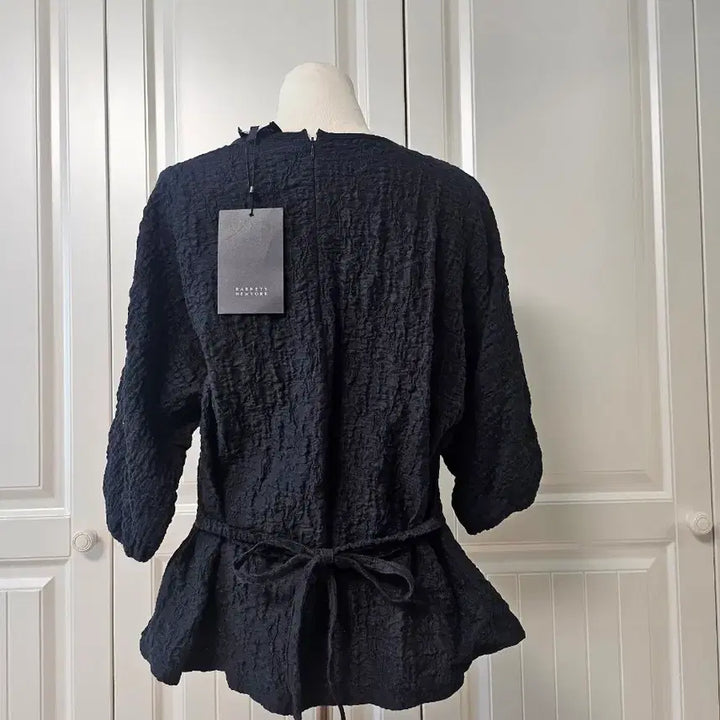 [BUNJANG] Barneys New York Blouse S Size / [새제품]바니스뉴욕 블라우스