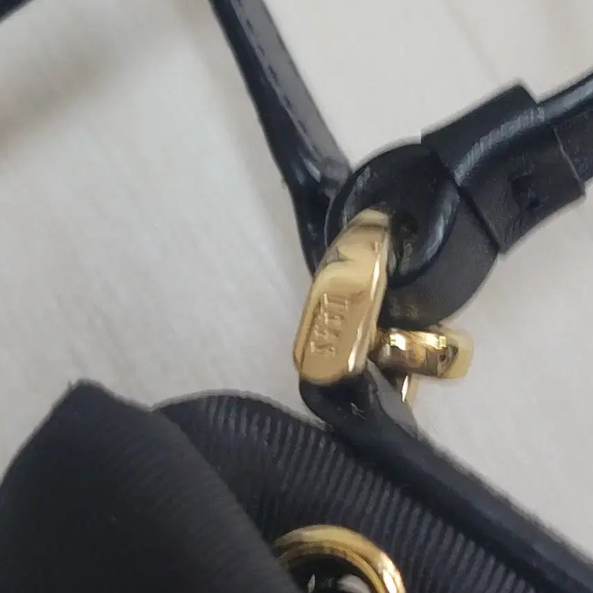 [BUNJANG] Daks Black Bucket Bag Crossbody Bag / 닥스 블랙 버킷백 크로스백 판매합니다