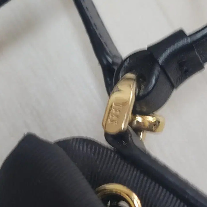[BUNJANG] Daks Black Bucket Bag Crossbody Bag / 닥스 블랙 버킷백 크로스백 판매합니다