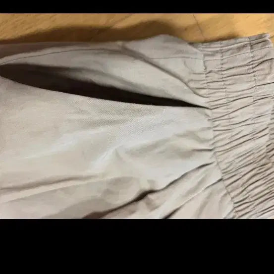 [BUNJANG] Beige Wide Pin Tuck Pants / 베이지 와이드 핀턱 팬츠(택포)