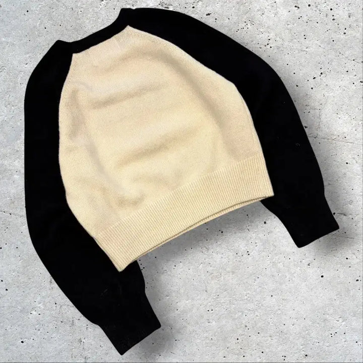 [BUNJANG] Ames Color-Blocked Knit Sweater / [S] Ames 아메스 블랙/아이보리 배색 니트 D923