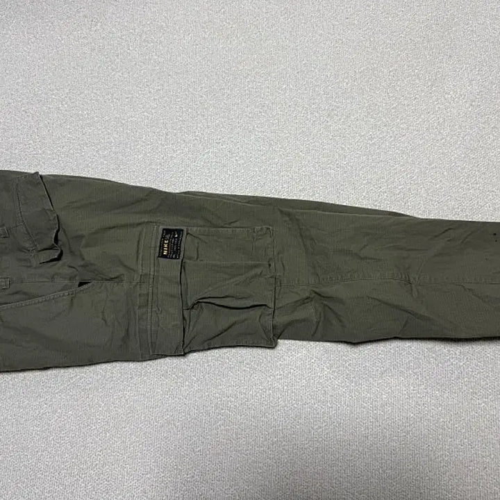 [SOLD OUT] 나이키 SB 카고 바지 남성용 32인치