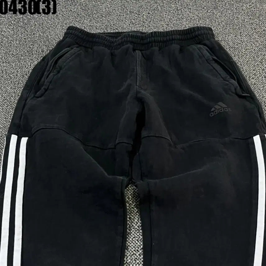 [BUNJANG] Adidas 3-Stripes Training Pants Black M / 아디다스 삼선 트레이닝 바지 블랙m 0430