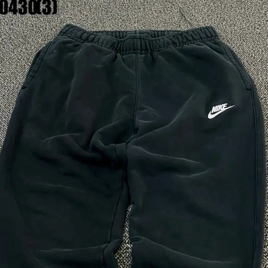[BUNJANG] Nike Black Training Pants M / 나이키 검정색 트레이닝 바지m 0430