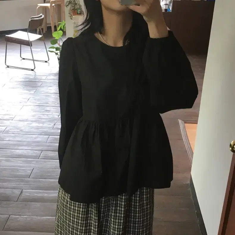 [BUNJANG] Puff Sleeve Round Blouse / 퍼프 라운드 블라우스