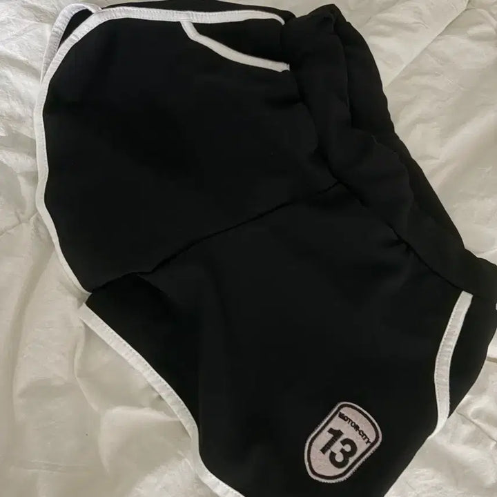 [BUNJANG] Dolphin Shorts / 돌핀 반바지